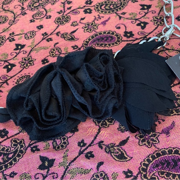 *NWT* The Limited Chain Link Belt - Picture 3 of 9